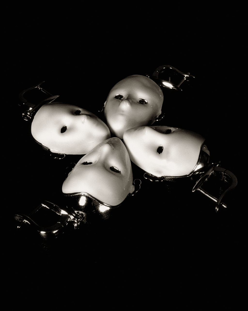 Gi earring